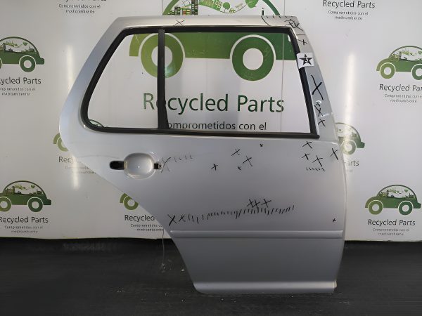 Puerta Trasera Derecha Vw Golf Mk4 Mk5 (04544755)