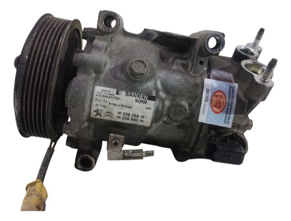 Compresor De A/a Peugeot 208 1.6 (05944265)