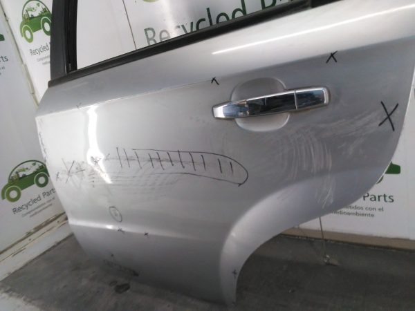 Puerta Trasera Izquierda Chevrolet Aveo (04513764)