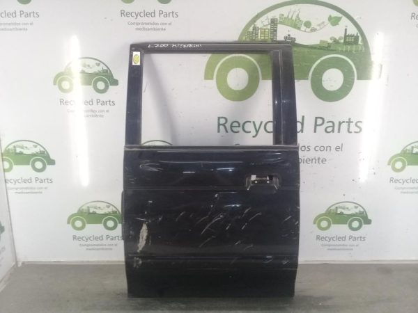 Puerta Trasera Izquierda Mitsubishi L200 (03005742)