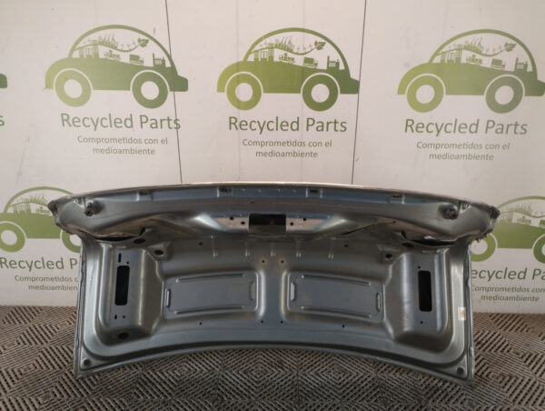 Tapa De Baul Fiat Siena F3 (05800871)