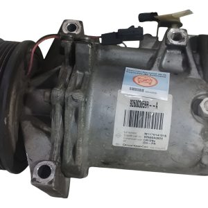 Compresor De A/a Renault Captur 2.0 (06045956)