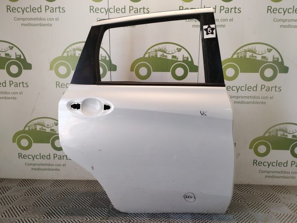 Puerta Trasera Derecha Nissan Note (04688903)