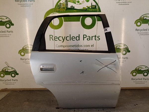 Puerta Trasera Derecha Chevrolet Corsa (02937203) Lp