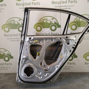 Puerta Trasera Derecha Honda City (04695904)