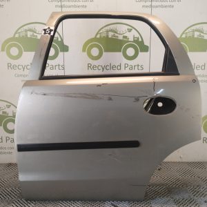 Puerta Trasera Izquierda Chevrolet Corsa 2 (06317851)