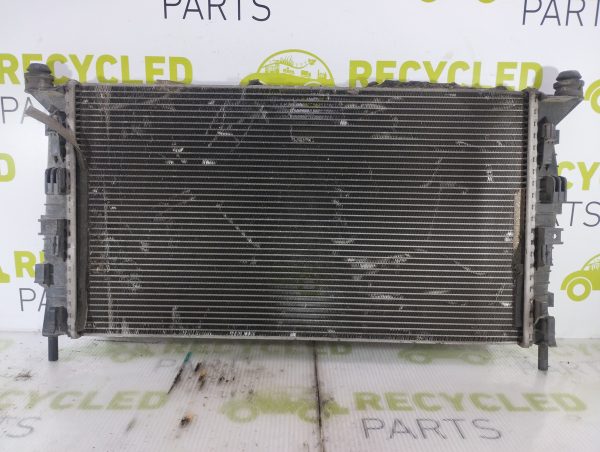 Radiador De Agua Ford Focus 1.8 (05191476)