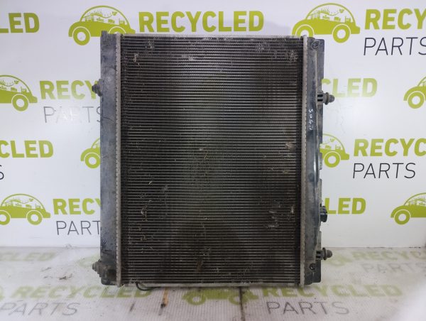 Radiador De Agua Toyota Etios 1.5 (04984152)