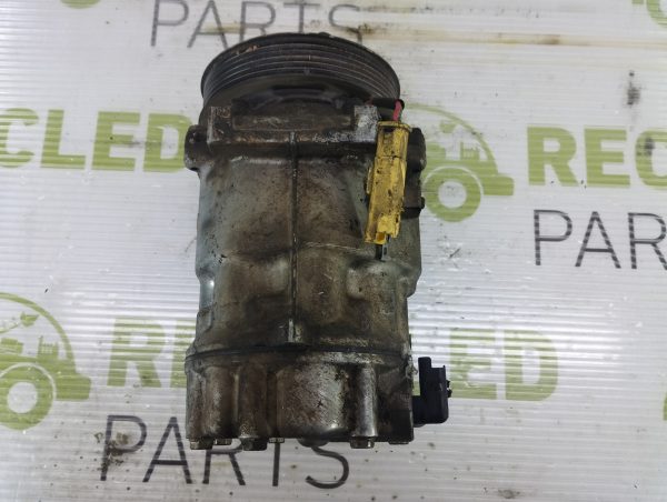 Compresor De A/a Peugeot 308 1.6 (05531821)