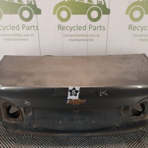 Tapa De Baul Chevrolet Classic (06248910)