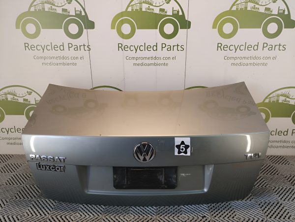 Tapa De Baul Vw Passat B5 (04823084)