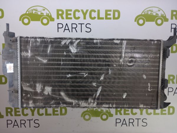 Radiador De Agua Chevrolet Corsa 2 1.8 (05972250)