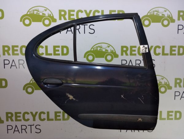 Puerta Trasera Derecha Renault Megane 1 (05460604) Lp