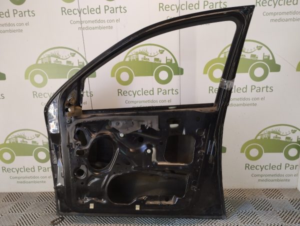 Puerta Delantera Derecha Ford Focus 1 (05020454)