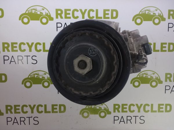 Compresor De A/a Toyota Corolla 1.8 2zr (06131634)