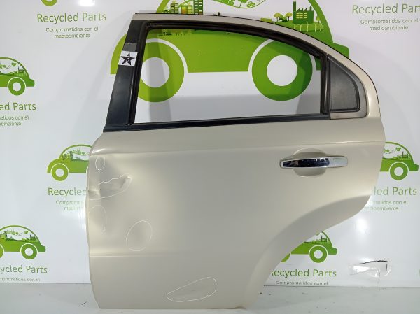 Puerta Trasera Izquierda Chevrolet Aveo (03618661) Lp