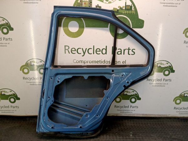 Puerta Trasera Derecha Vw Bora (04531159)