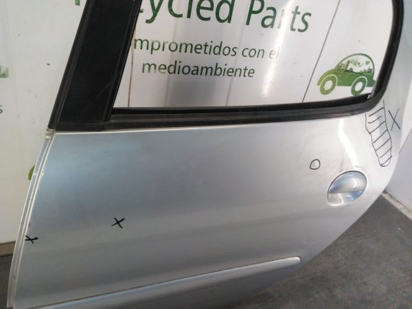 Puerta Trasera Izquierda Peugeot 206 (04424625)