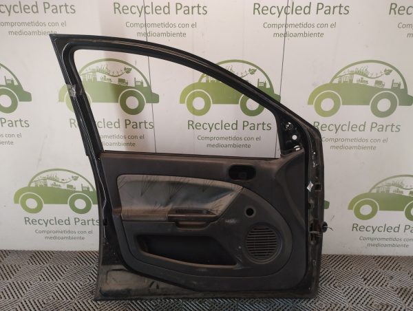 Puerta Delantera Izquierda Ford Fiesta Max (05429978)