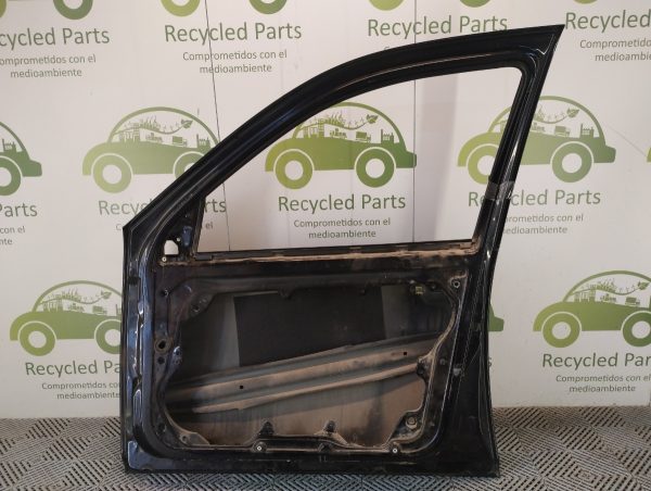 Puerta Delantera Derecha Vw Bora (05038218)