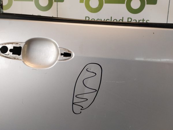 Puerta Delantera Derecha Ford Focus 1 (05257684)