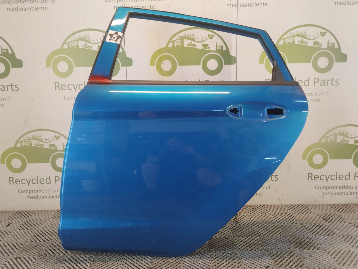 Puerta Trasera Izquierda Ford Fiesta Kd 5p (06057427)