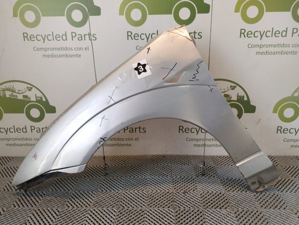 Guardabarro Izquierdo Ford Focus 1 (05317046)