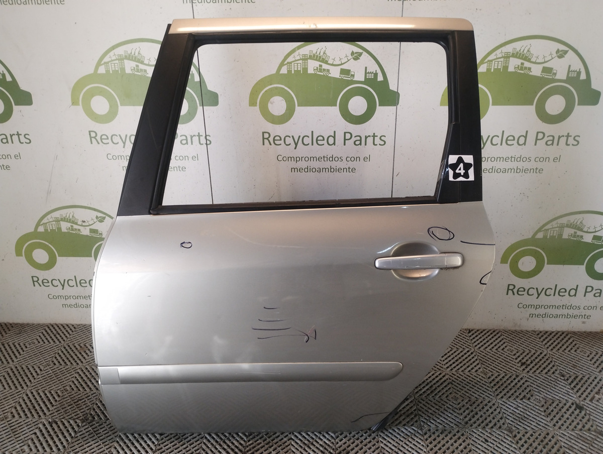 Puerta Trasera Izquierda Peugeot 307 Sw (05995068)