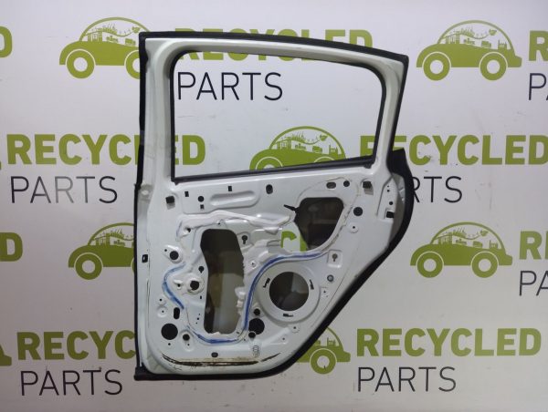 Puerta Trasera Derecha Peugeot 208 (05020500) Lp