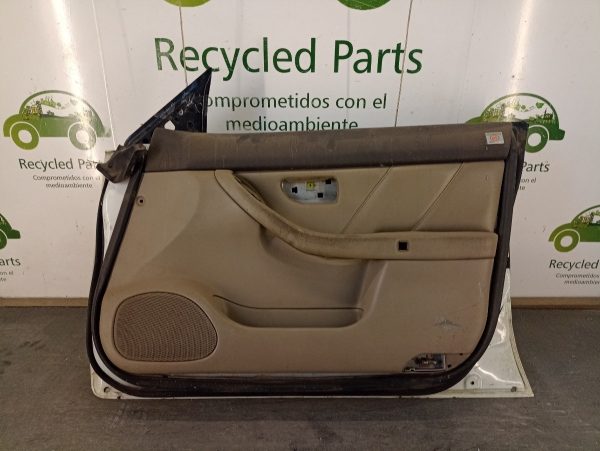 Puerta Delantera Derecha Subaru Legacy Outback (03604667)