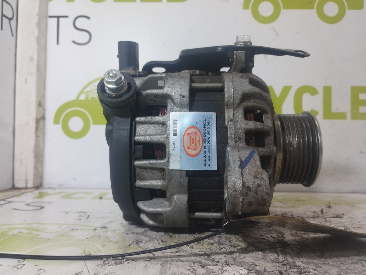 Alternador Toyota Hilux 2.4 (06061170)