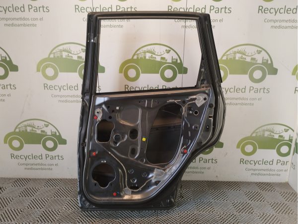 Puerta Trasera Derecha Honda Fit Li (05847691)
