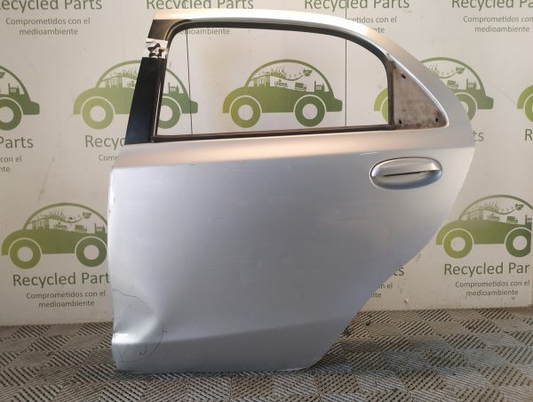 Puerta Trasera Izquierda Toyota Etios 4p (06049142)