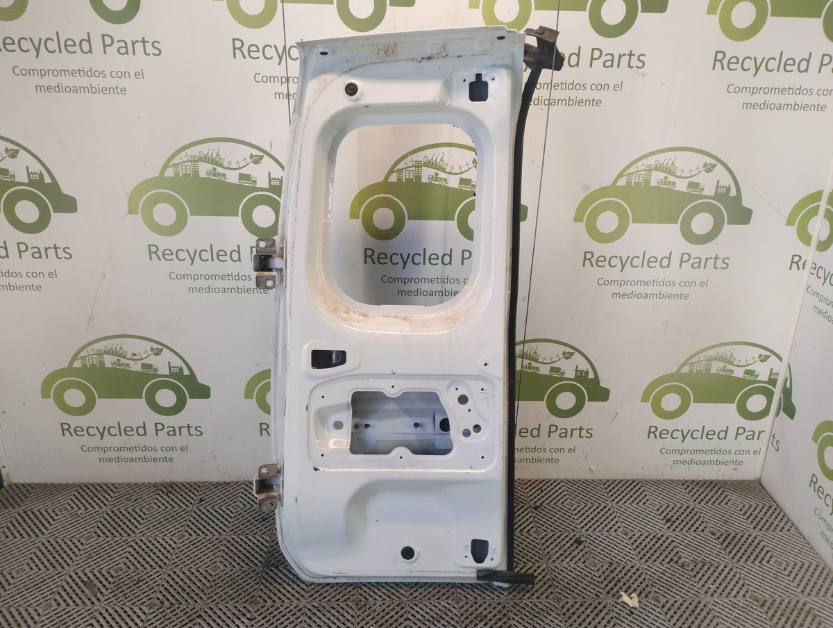 Porton Trasero Derecho Renault Kangoo Ln (05481912)