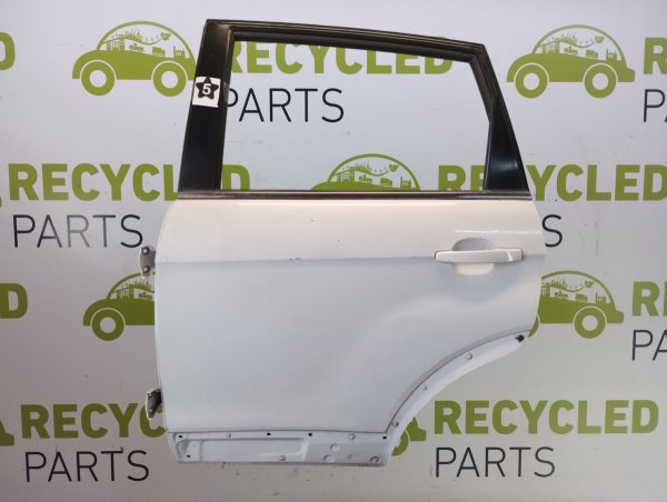 Puerta Trasera Izquierda Chevrolet Captiva (04763134)