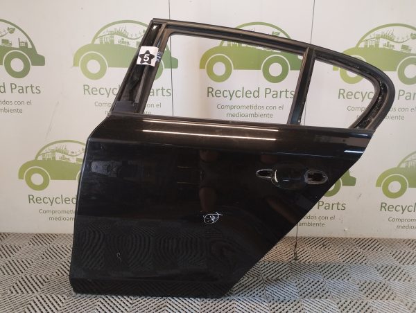 Puerta Trasera Izquierda Bmw 116 (05368574)