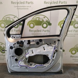 Puerta Delantera Derecha Peugeot 208 (04468676)