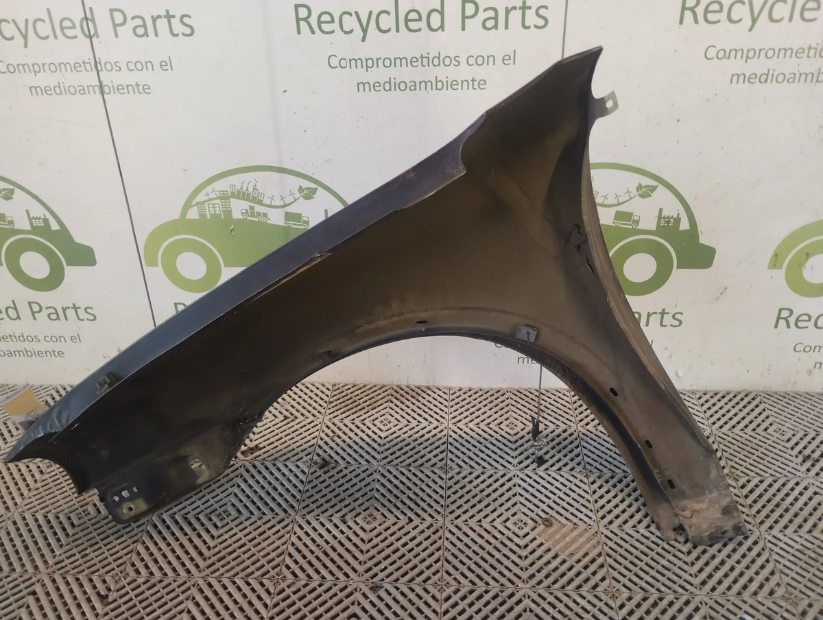 Guardabarro Derecho Chevrolet Corsa (06896475)