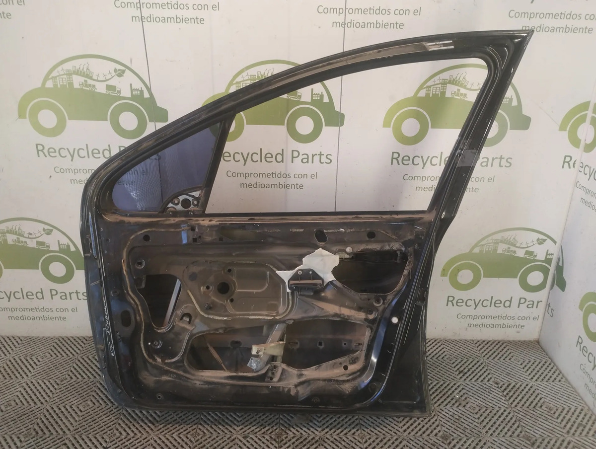 Puerta Delantera Derecha Peugeot 307 (05445814)