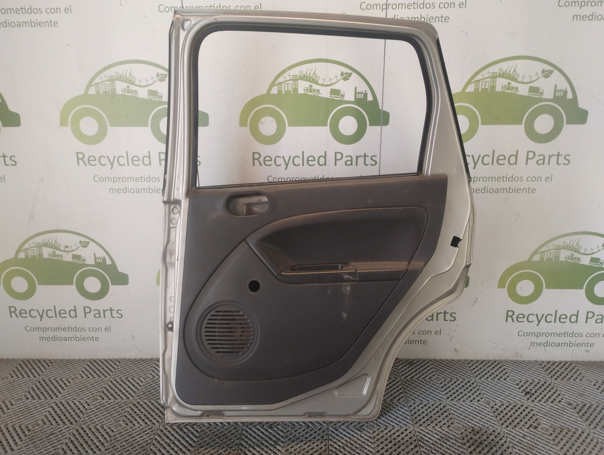 Puerta Trasera Derecha Ford Fiesta Max (05976031)