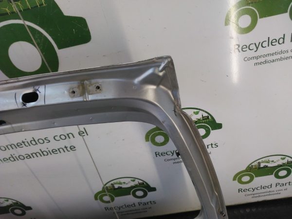 Porton Trasero Renault Sandero Lv (04499196)