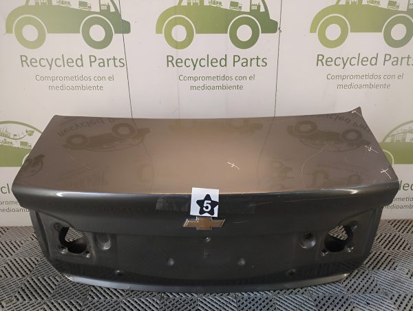Tapa De Baul Chevrolet Classic (05320393)