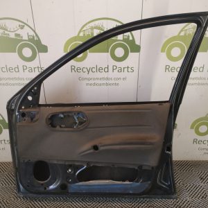 Puerta Delantera Derecha Chevrolet Corsa (06179323)