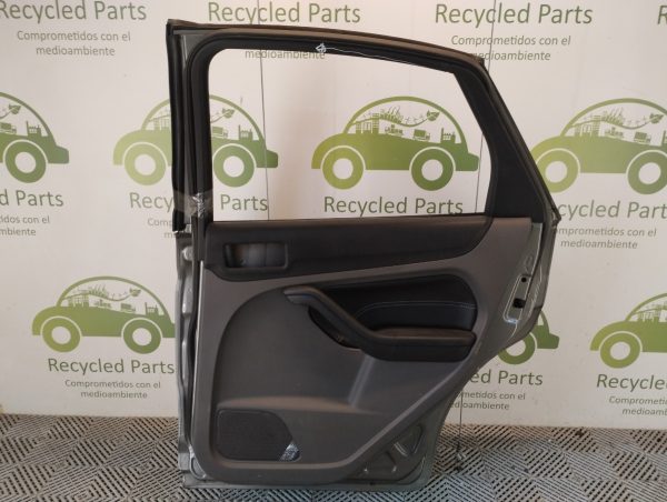 Puerta Trasera Derecha Ford Focus 2 (05031661)