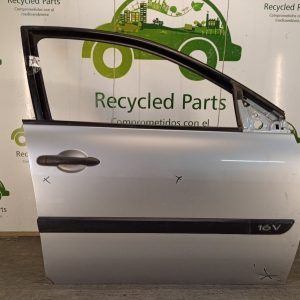 Puerta Delantera Derecha Renault Megane 2 (04079949)
