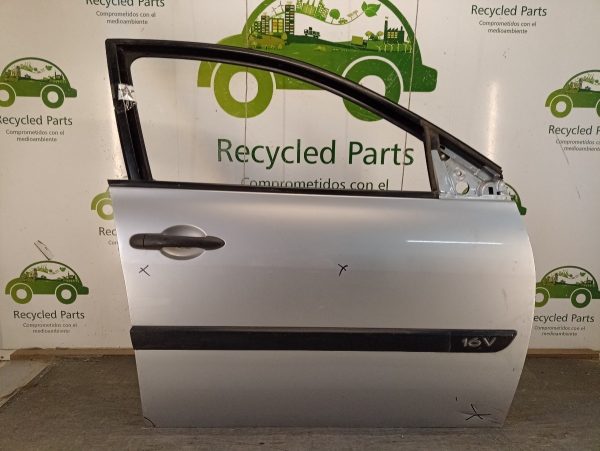 Puerta Delantera Derecha Renault Megane 2 (04079949)