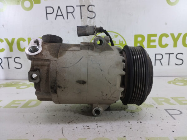Compresor De A/a Vw Suran 1.6 (06080656)