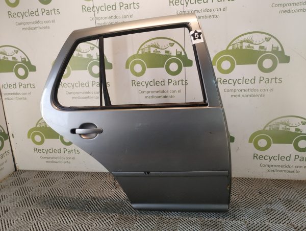 Puerta Trasera Derecha Vw Golf Mk4 Mk5 (05381556)