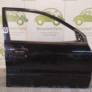 Puerta Delantera Derecha Mitsubishi Lancer 7ma (04986792)