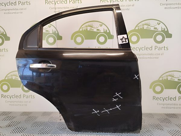 Puerta Trasera Derecha Chevrolet Aveo (04705833) Lp